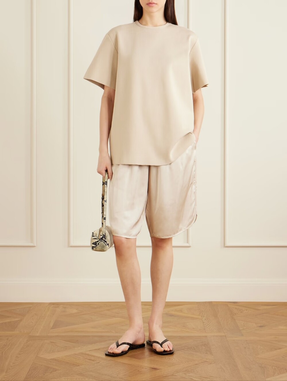 The Frankie Shop Leni Oversized T-Shirt